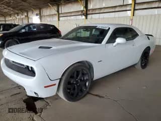 2015 Dodge Challenger R/T Plus z VIN 2C3CDZBT5FH924150, wystawiony jako Copart lot #85780405 z przebiegiem 105 005 mil mil oraz Szkoda całkowita • Salvage title. Historia ofert i sprzedaży dostępna na DreamBid. Obrazek 1.