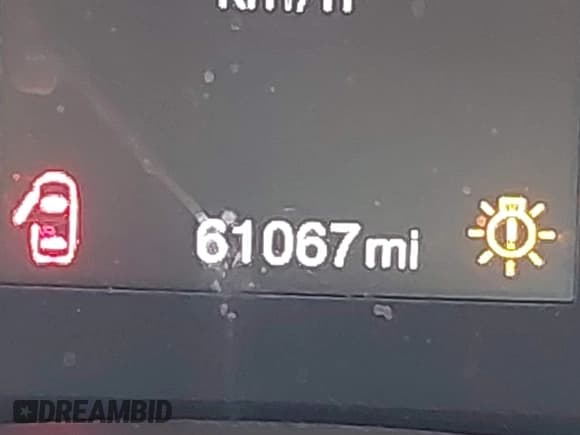 ✅ 2017 Jeep Renegade Latitude • VIN: ZACCJABB9HPG50241 • Lot: 42807253. Listed on IAAI with 61,067 mi. Free auction sales archive from the USA and detailed vehicle history report at DreamBid. Image 16.