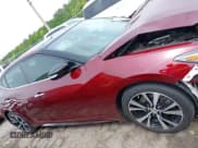 ✅ 2018 Nissan Maxima Platinum • VIN: 1N4AA6AP9JC400032 • Lot: 42026189. Wystawiony na IAAI z przebiegiem 138 559 mil. Bezpłatny archiwum sprzedaży aukcyjnych z USA i szczegółowy raport historii pojazdu na DreamBid. Zdjęcie 14.