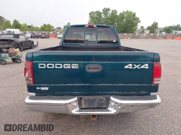1997 Dodge Dakota with VIN 1B7GG23Y4VS160613, listed as a IAAI auction lot 42558904 with 131,121 mi miles and . Bid and sale history available at DreamBid. Image 16.