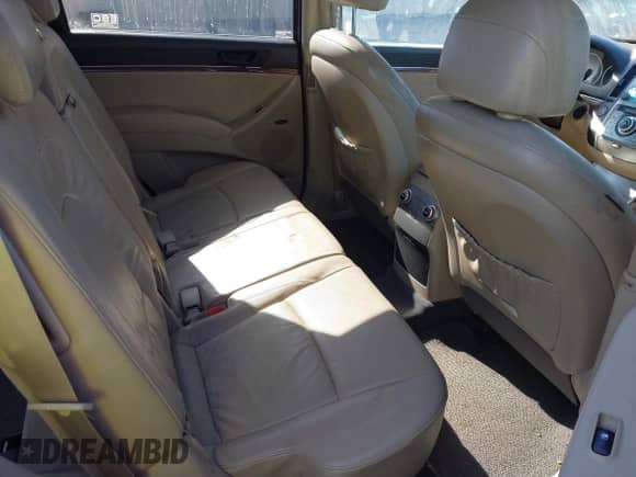 2010 Hyundai Veracruz Limited z VIN KM8NU4CC6AU100911, wystawiony jako IAAI lot #43457584 z przebiegiem Nie podano mil oraz . Historia ofert i sprzedaży dostępna na DreamBid. Obrazek 8.