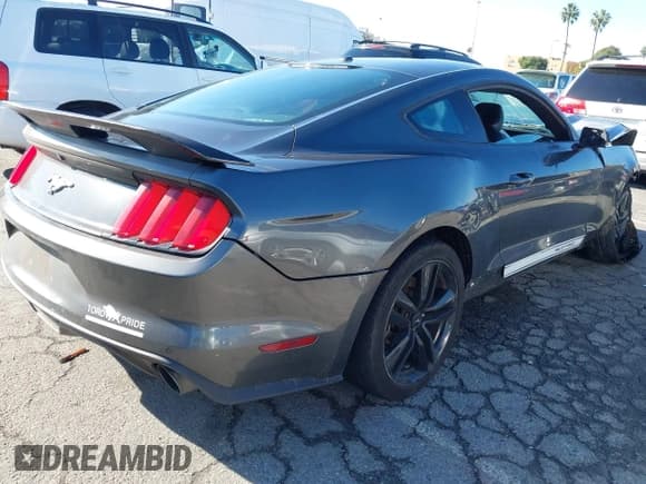 ✅ 2016 Ford Mustang EcoBoost • VIN: 1FA6P8TH7G5268424 • Lot: 43741253. Listed on IAAI with 100,780 mi. Free auction sales archive from the USA and detailed vehicle history report at DreamBid. Image 4.