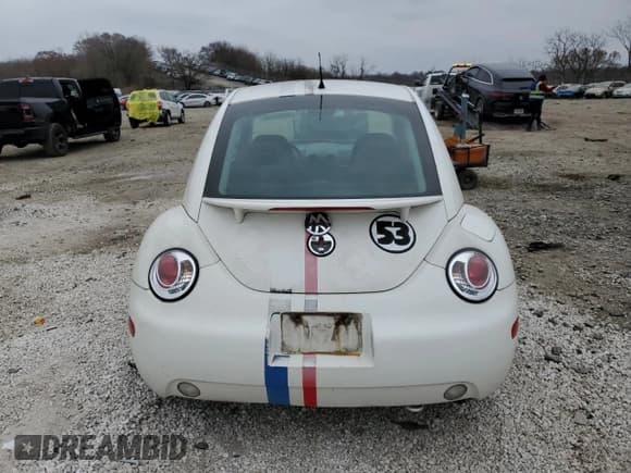 ✅ 1998 Volkswagen Beetle • VIN: 3VWBB61CXWM023528 • Лот: 49035735. Опубликован ранее на Copart с пробегом 260 031 миль. Бесплатный доступ к архиву аукционных продаж из США и подробный отчёт об истории автомобиля на DreamBid. Изображение 6.