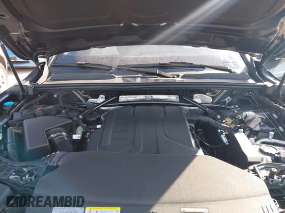 ✅ 2025 Audi Q5 Premium Plus • VIN: WA12AAGU6S2020551 • Lot: 43399256. Wystawiony na IAAI z przebiegiem 556 mil. Bezpłatny archiwum sprzedaży aukcyjnych z USA i szczegółowy raport historii pojazdu na DreamBid. Zdjęcie 9.