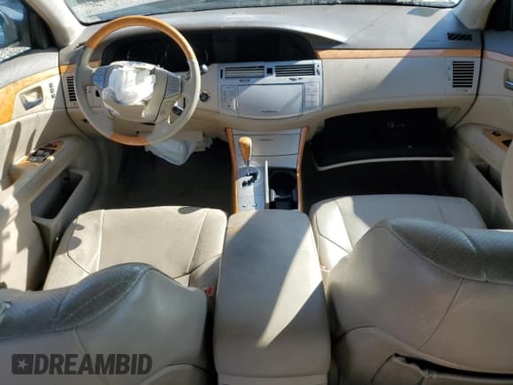 ✅ 2005 Toyota Avalon XLS • VIN: 4T1BK36B75U017998 • Lot: 81663055. Listed on Copart with 138,131 mi. Free auction sales archive from the USA and detailed vehicle history report at DreamBid. Image 8.