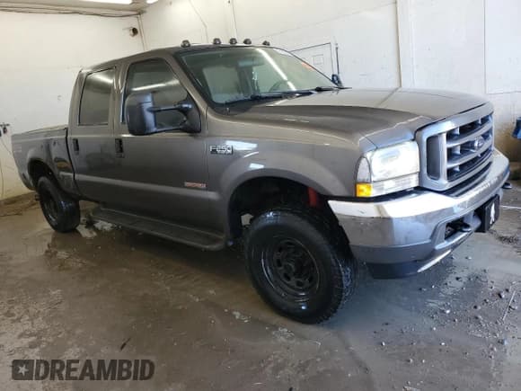 ✅ 2003 Ford F-250 XL • VIN: 1FTNW21P53EC78394 • Lot: 89488225. Wystawiony na Copart z przebiegiem 180 808 mil. Bezpłatny archiwum sprzedaży aukcyjnych z USA i szczegółowy raport historii pojazdu na DreamBid. Zdjęcie 4.