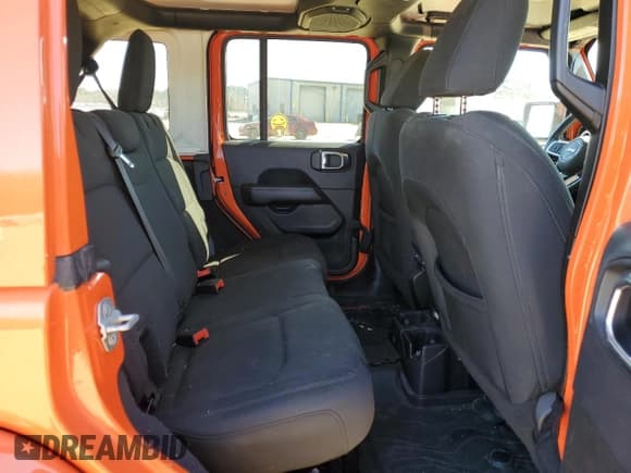 ✅ 2018 Jeep Wrangler Unlimited Sahara • VIN: 1C4HJXEG1JW224276 • Lot: 46891195. Listed on Copart with 66,755 mi. Free auction sales archive from the USA and detailed vehicle history report at DreamBid. Image 10.