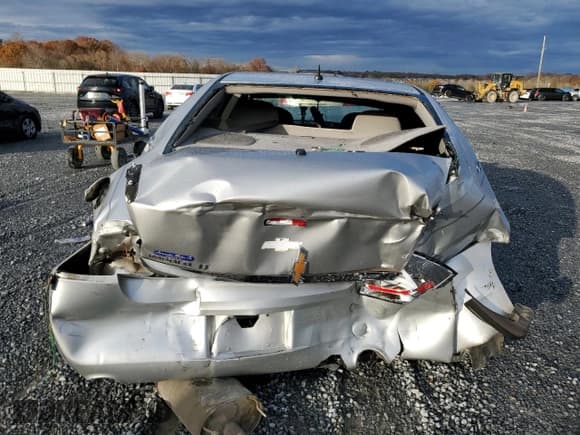 ✅ 2015 Chevrolet Impala LS • VIN: 2G1WA5E32F1124879 • Лот: 77499363. Опубликован ранее на Copart с пробегом Не указан. Бесплатный доступ к архиву аукционных продаж из США и подробный отчёт об истории автомобиля на DreamBid. Изображение 6.