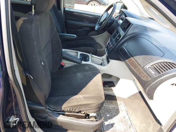 ✅ 2012 Dodge Grand Caravan SXT • VIN: 2C4RDGCG6CR310337 • Lot: 43245893. Wystawiony na IAAI z przebiegiem 219 844 mil. Bezpłatny archiwum sprzedaży aukcyjnych z USA i szczegółowy raport historii pojazdu na DreamBid. Zdjęcie 5.