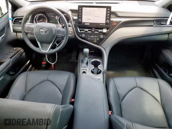 ✅ 2024 Toyota Camry XLE • VIN: 4T1F11AK8RU874997 • Лот: 67704305. Опубликован ранее на Copart с пробегом 4 421 миль. Бесплатный доступ к архиву аукционных продаж из США и подробный отчёт об истории автомобиля на DreamBid. Изображение 8.