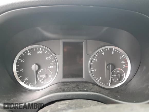 ✅ 2018 Mercedes-Benz Metris Passenger • VIN: WD4PG2EE3J3400991 • Лот: 86500245. Опубликован ранее на Copart с пробегом Не указан. Бесплатный доступ к архиву аукционных продаж из США и подробный отчёт об истории автомобиля на DreamBid. Изображение 9.