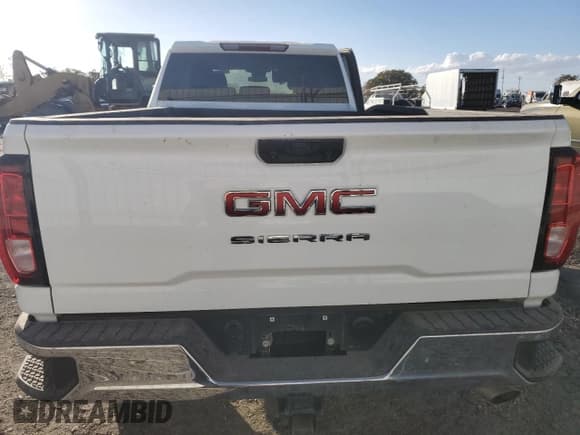 ✅ 2024 GMC Sierra 1500 • VIN: 1GT48PE79RF294842 • Лот: 75484724. Опубликован ранее на Copart с пробегом Не указан. Бесплатный доступ к архиву аукционных продаж из США и подробный отчёт об истории автомобиля на DreamBid. Изображение 6.
