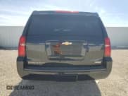 ✅ 2016 Chevrolet Suburban LT • VIN: 1GNSKHKC9GR302148 • Lot: 92683915. Wystawiony na Copart z przebiegiem 106 860 mil. Bezpłatny archiwum sprzedaży aukcyjnych z USA i szczegółowy raport historii pojazdu na DreamBid. Zdjęcie 6.