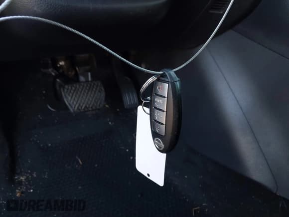 ✅ 2017 Nissan Sentra SV • VIN: 3N1AB7AP1HY301822 • Лот: 43464138. Опубликован ранее на IAAI с пробегом 94 097 миль. Бесплатный доступ к архиву аукционных продаж из США и подробный отчёт об истории автомобиля на DreamBid. Изображение 11.