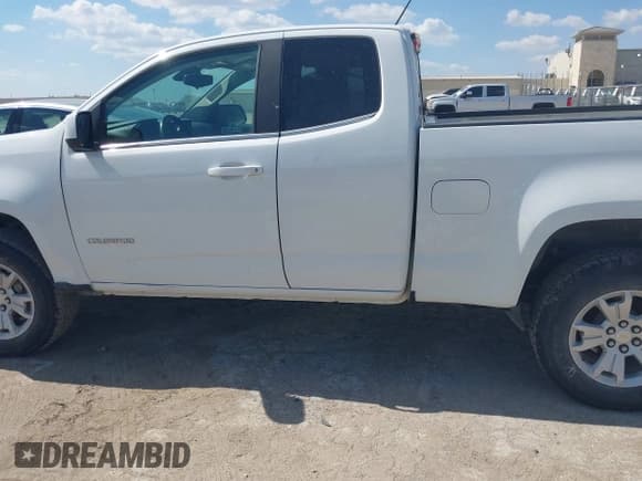 ✅ 2020 Chevrolet Colorado 4WD LT • VIN: 1GCHTCEA6L1163215 • Lot: 43206313. Listed on IAAI with 144,189 mi. Free auction sales archive from the USA and detailed vehicle history report at DreamBid. Image 14.