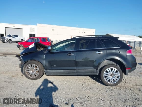 ✅ 2010 Lincoln MKX • VIN: 2LMDJ6JC7ABJ34272 • Lot: 43193882. Wystawiony na IAAI z przebiegiem Nie podano. Bezpłatny archiwum sprzedaży aukcyjnych z USA i szczegółowy raport historii pojazdu na DreamBid. Zdjęcie 14.