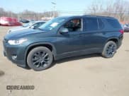 ✅ 2021 Chevrolet Traverse RS • VIN: 1GNEVJKW4MJ141708 • Lot: 41691433. Wystawiony na IAAI z przebiegiem 65 562 mil. Bezpłatny archiwum sprzedaży aukcyjnych z USA i szczegółowy raport historii pojazdu na DreamBid. Zdjęcie 2.