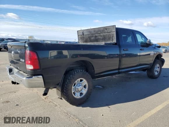 ✅ 2015 Ram 2500 Tradesman • VIN: 3C6UR5HJ2FG544402 • Lot: 79016314. Wystawiony na Copart z przebiegiem 130 479 mil. Bezpłatny archiwum sprzedaży aukcyjnych z USA i szczegółowy raport historii pojazdu na DreamBid. Zdjęcie 3.