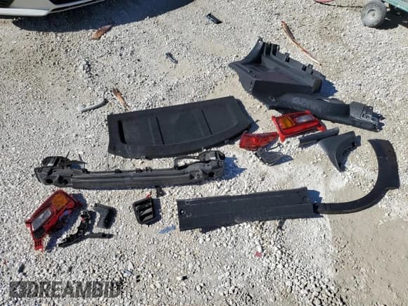 ✅ 2019 Hyundai Kona SE • VIN: KM8K12AA9KU280033 • Лот: 48159104. Опубликован ранее на Copart с пробегом 33 556 миль. Бесплатный доступ к архиву аукционных продаж из США и подробный отчёт об истории автомобиля на DreamBid. Изображение 13.