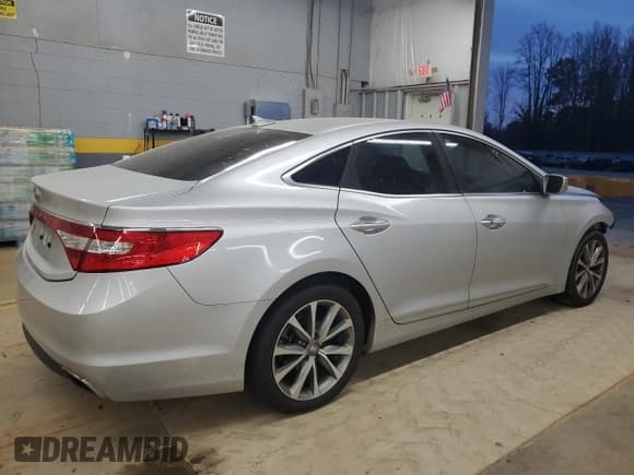 ✅ 2016 Hyundai Azera • VIN: KMHFG4JG9GA555201 • Lot: 93255545. Listed on Copart with 154,915 mi. Free auction sales archive from the USA and detailed vehicle history report at DreamBid. Image 3.