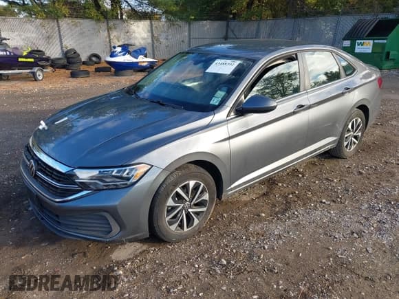 ✅ 2022 Volkswagen Jetta S • VIN: 3VWCM7BU0NM015609 • Lot: 43488392. Listed on IAAI with 26,331 mi. Free auction sales archive from the USA and detailed vehicle history report at DreamBid. Image 2.