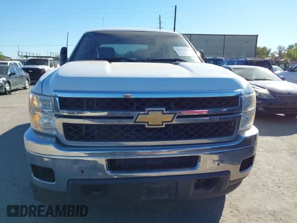 ✅ 2011 Chevrolet Silverado 2500HD Work Truck • VIN: 1GC1KVCG0BF188538 • Lot: 43554827. Wystawiony na IAAI z przebiegiem 205 000 mil. Bezpłatny archiwum sprzedaży aukcyjnych z USA i szczegółowy raport historii pojazdu na DreamBid. Zdjęcie 12.