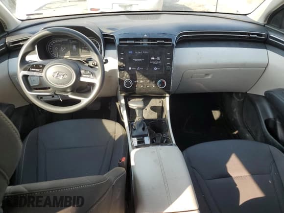 ✅ 2022 Hyundai Tucson SE • VIN: 5NMJACAE6NH087214 • Lot: 67255175. Wystawiony na Copart z przebiegiem 33 476 mil. Bezpłatny archiwum sprzedaży aukcyjnych z USA i szczegółowy raport historii pojazdu na DreamBid. Zdjęcie 8.