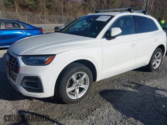 ✅ 2021 Audi Q5 Premium • VIN: WA1AAAFY9M2005268 • Lot: 43661655. Wystawiony na IAAI z przebiegiem 84 959 mil. Bezpłatny archiwum sprzedaży aukcyjnych z USA i szczegółowy raport historii pojazdu na DreamBid. Zdjęcie 17.