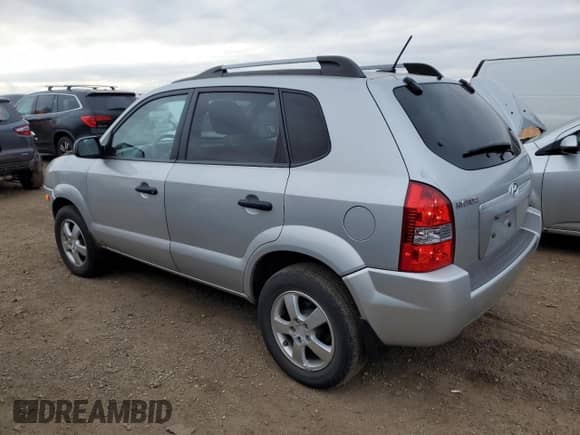 2008 Hyundai Tucson GLS z VIN KM8JM12B78U855842, wystawiony jako Copart lot #84221384 z przebiegiem 96 736 mil mil oraz Czysty tytuł • Clean title. Historia ofert i sprzedaży dostępna na DreamBid. Obrazek 2.