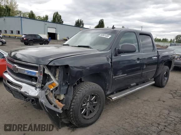 2009 Chevrolet Silverado 1500 LS z VIN 3GCEK13C69G149632, wystawiony jako Copart lot #56961485 z przebiegiem 255 409 mil mil oraz Szkoda całkowita • Salvage title. Historia ofert i sprzedaży dostępna na DreamBid. Obrazek 1.