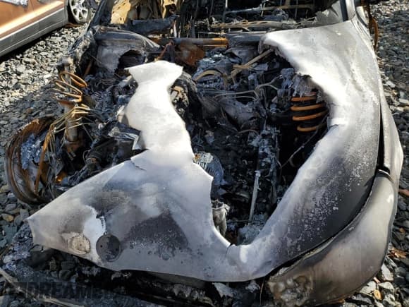 ✅ 2006 BMW 5 Series 530xi • VIN: WBANF73576CG68485 • Лот: 80312605. Опубликован ранее на Copart с пробегом Не указан. Бесплатный доступ к архиву аукционных продаж из США и подробный отчёт об истории автомобиля на DreamBid. Изображение 11.