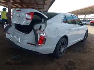 2013 Chevrolet Malibu LS z VIN 1G11B5SA8DF143372, wystawiony jako IAAI lot #43250501 z przebiegiem 249 820 mil mil oraz . Historia ofert i sprzedaży dostępna na DreamBid. Obrazek 4.