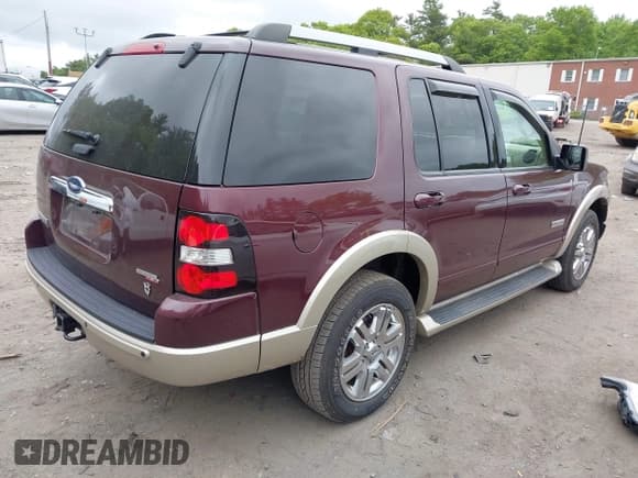 ✅ 2006 Ford Explorer Eddie Bauer • VIN: 1FMEU74876UA81613 • Lot: 42299693. Listed on IAAI with 75,184 mi. Free auction sales archive from the USA and detailed vehicle history report at DreamBid. Image 4.