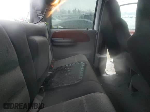 ✅ 2003 Ford F-350 XL • VIN: 1FTSW31P23EC19215 • Lot: 87264274. Listed on Copart with 290,656 mi. Free auction sales archive from the USA and detailed vehicle history report at DreamBid. Image 10.