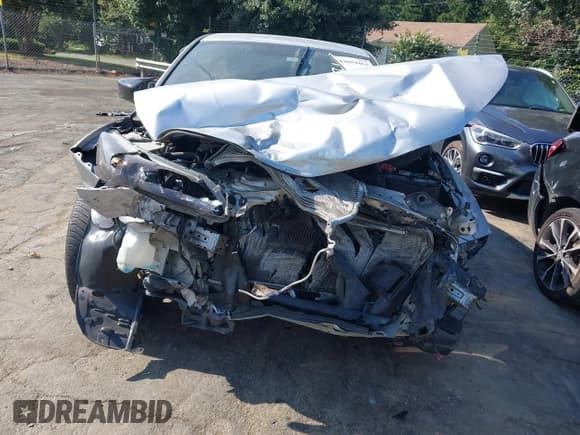 ✅ 2015 Honda Accord Sport • VIN: 1HGCR2F5XFA167584 • Lot: 43059462. Listed on IAAI with 185,685 mi. Free auction sales archive from the USA and detailed vehicle history report at DreamBid. Image 12.