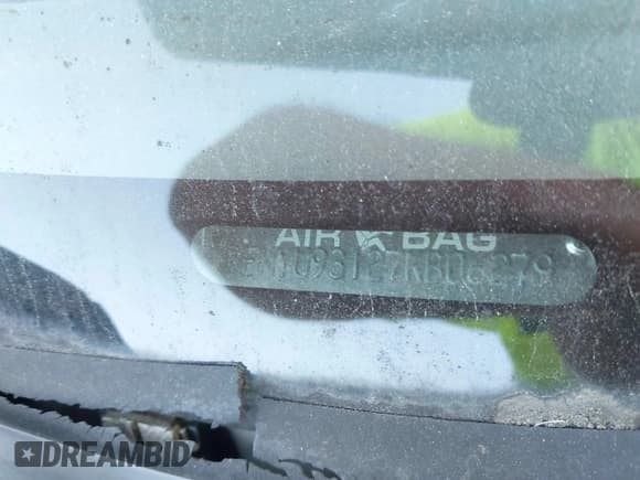 ✅ 2007 Ford Escape XLT • VIN: 1FMYU93127KB06279 • Lot: 43219277. Listed on IAAI with 116,022 mi. Free auction sales archive from the USA and detailed vehicle history report at DreamBid. Image 12.