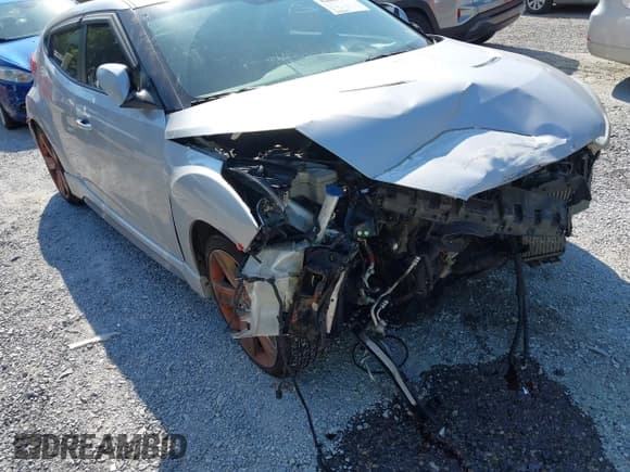 ✅ 2013 Hyundai Veloster Turbo • VIN: KMHTC6AE0DU095350 • Lot: 42683056. Wystawiony na IAAI z przebiegiem 108 269 mil. Bezpłatny archiwum sprzedaży aukcyjnych z USA i szczegółowy raport historii pojazdu na DreamBid. Zdjęcie 18.