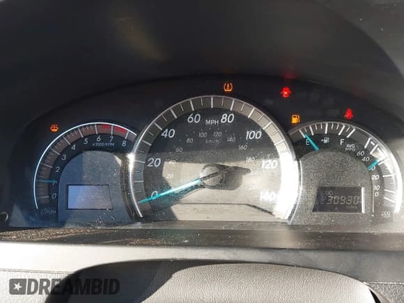 ✅ 2014 Toyota Camry SE • VIN: 4T1BF1FK5EU415123 • Лот: 43618795. Опубликован ранее на IAAI с пробегом 230 930 миль. Бесплатный доступ к архиву аукционных продаж из США и подробный отчёт об истории автомобиля на DreamBid. Изображение 7.