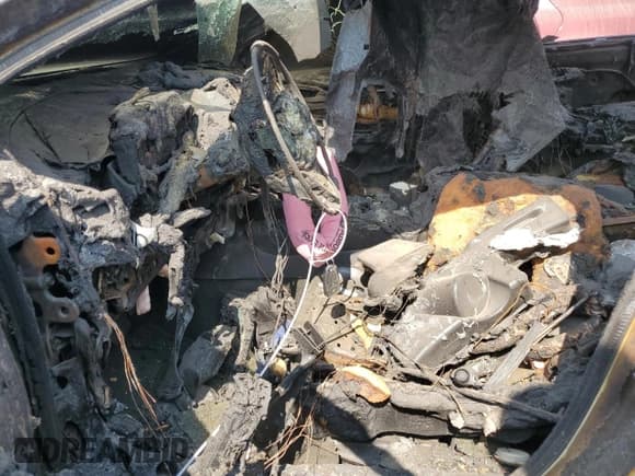 ✅ 2018 Chevrolet Volt LT • VIN: 1G1RC6S55JU109342 • Lot: 69283314. Wystawiony na Copart z przebiegiem Nie podano. Bezpłatny archiwum sprzedaży aukcyjnych z USA i szczegółowy raport historii pojazdu na DreamBid. Zdjęcie 7.