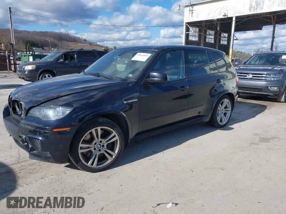 ✅ 2012 BMW X5 M • VIN: 5YMGY0C58CLK27395 • Lot: 43661854. Wystawiony na IAAI z przebiegiem 151 708 mil. Bezpłatny archiwum sprzedaży aukcyjnych z USA i szczegółowy raport historii pojazdu na DreamBid. Zdjęcie 2.
