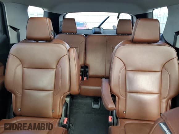 ✅ 2018 Chevrolet Traverse High Country • VIN: 1GNEVKKWXJJ250059 • Лот: 89818415. Опубликован ранее на Copart с пробегом 166 473 миль. Бесплатный доступ к архиву аукционных продаж из США и подробный отчёт об истории автомобиля на DreamBid. Изображение 10.