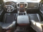 ✅ 2017 Ram 2500 Laramie • VIN: 3C6UR5FL2HG624810 • Lot: 84388204. Wystawiony na Copart z przebiegiem 183 617 mil. Bezpłatny archiwum sprzedaży aukcyjnych z USA i szczegółowy raport historii pojazdu na DreamBid. Zdjęcie 8.