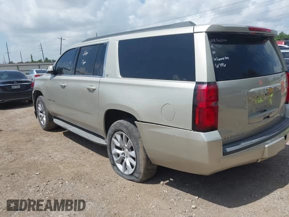 ✅ 2015 Chevrolet Suburban LT • VIN: 1GNSCJKC9FR153713 • Lot: 42436013. Wystawiony na IAAI z przebiegiem Nie podano. Bezpłatny archiwum sprzedaży aukcyjnych z USA i szczegółowy raport historii pojazdu na DreamBid. Zdjęcie 3.