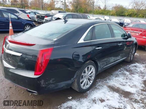 ✅ 2014 Cadillac XTS Luxury • VIN: 2G61M5S3XE9210215 • Lot: 43659705. Wystawiony na IAAI z przebiegiem 114 364 mil. Bezpłatny archiwum sprzedaży aukcyjnych z USA i szczegółowy raport historii pojazdu na DreamBid. Zdjęcie 4.