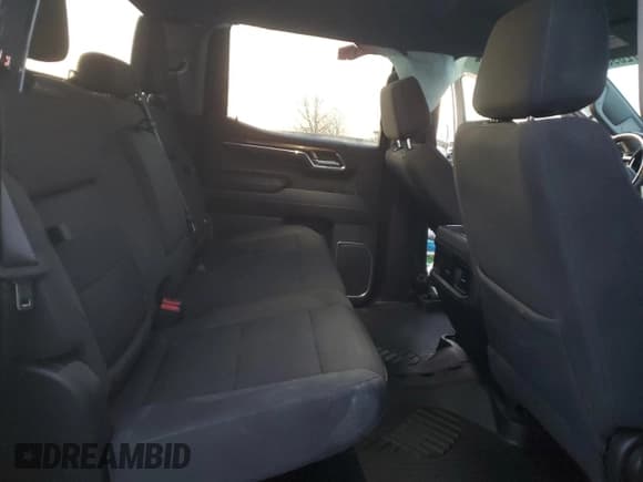 ✅ 2023 Chevrolet Silverado 1500 LT Trail Boss • VIN: 3GCUDFE88PG190420 • Lot: 87728935. Wystawiony na Copart z przebiegiem 54 396 mil. Bezpłatny archiwum sprzedaży aukcyjnych z USA i szczegółowy raport historii pojazdu na DreamBid. Zdjęcie 10.