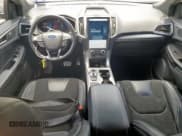 ✅ 2022 Ford Edge ST • VIN: 2FMPK4AP6NBA18676 • Lot: 58376865. Wystawiony na Copart z przebiegiem 58 636 mil. Bezpłatny archiwum sprzedaży aukcyjnych z USA i szczegółowy raport historii pojazdu na DreamBid. Zdjęcie 8.