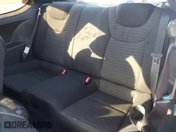 2013 Hyundai Genesis Coupe R-Spec с VIN KMHHT6KD6DU105021, выставлен на аукционе Copart как лот 83392894 с пробегом 215 664 миль миль и Списание • Salvage title. История ставок и продаж доступна на DreamBid. Изображение 10.