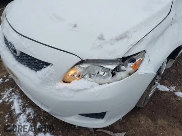 ✅ 2010 Toyota Corolla S • VIN: 1NXBU4EE9AZ317094 • Лот: 43628945. Опубликован ранее на IAAI с пробегом 117 811 миль. Бесплатный доступ к архиву аукционных продаж из США и подробный отчёт об истории автомобиля на DreamBid. Изображение 14.