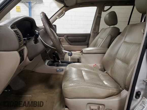✅ 2002 Toyota Land Cruiser • VIN: JTEHT05J922018964 • Lot: 60111015. Listed on Copart with 245,890 mi. Free auction sales archive from the USA and detailed vehicle history report at DreamBid. Image 7.