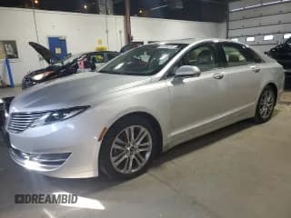 ✅ 2013 Lincoln MKZ • VIN: 3LN6L2G90DR828388 • Lot: 84038295. Wystawiony na Copart z przebiegiem 146 928 mil. Bezpłatny archiwum sprzedaży aukcyjnych z USA i szczegółowy raport historii pojazdu na DreamBid. Zdjęcie 1.